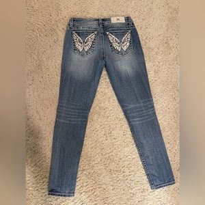 Low rise skinny miss me jeans